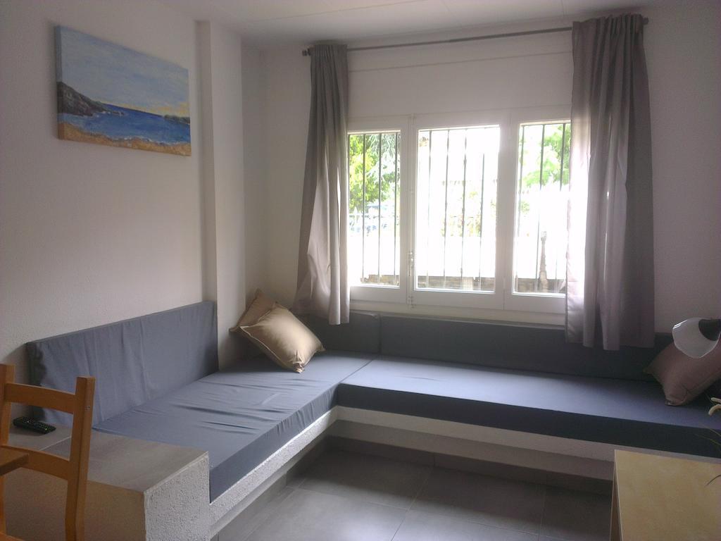 Apartaments La Riera โรเซส ภายนอก รูปภาพ