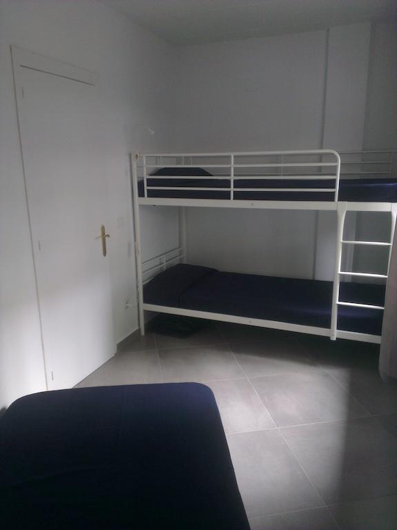 Apartaments La Riera โรเซส ภายนอก รูปภาพ